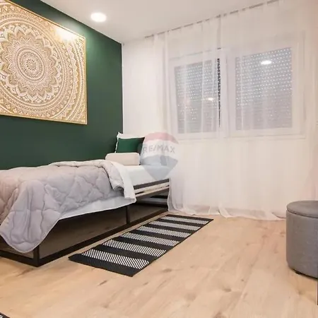 Bluebay Oasis Deluxe