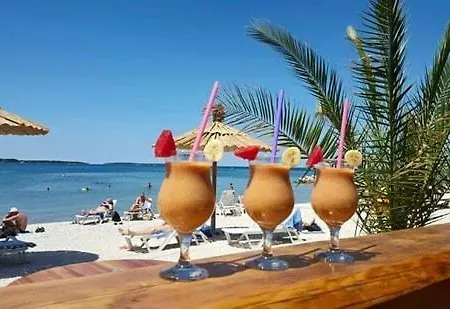 Bluebay Oasis Deluxe