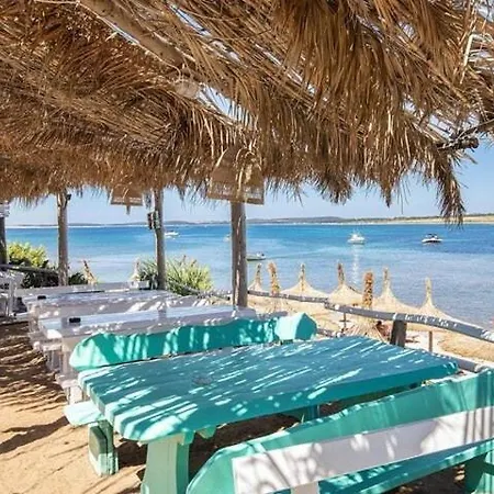 Bluebay Oasis Deluxe